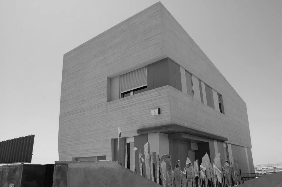VIVIENDA BLNCO Y NEGRO 1
